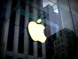 Read more about the article Apple Company: From iPhones to Self-Driving Cars